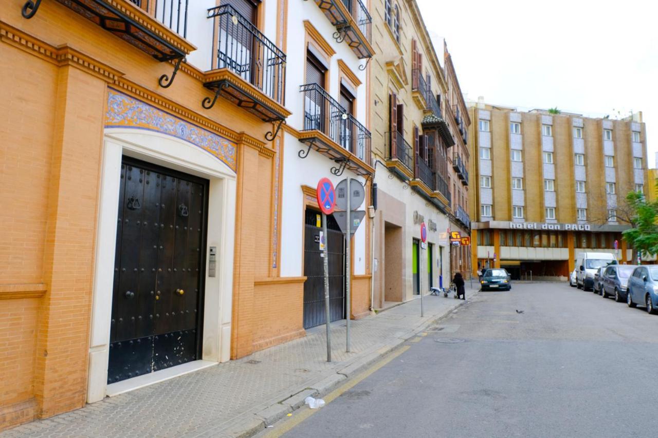 Patio Rialto Apartment Sevilla Bagian luar foto